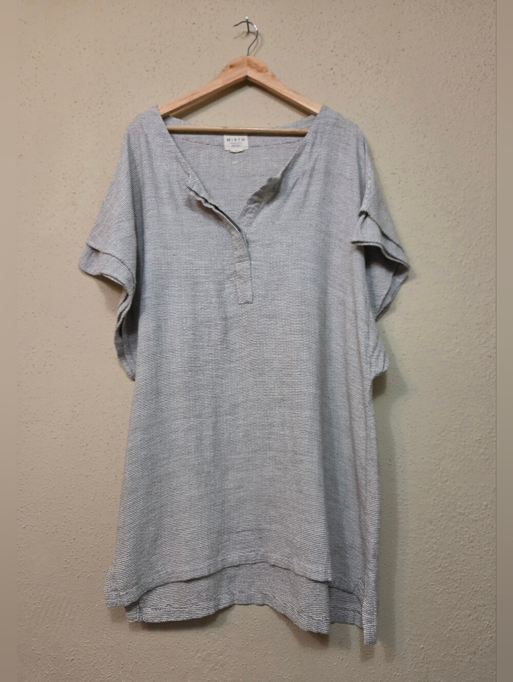 WIRTH Dress Womens M/L Light Gray Textured Short Sleeve Shift